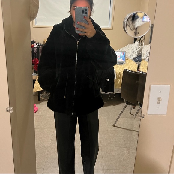 Coat - Picture 3 of 4